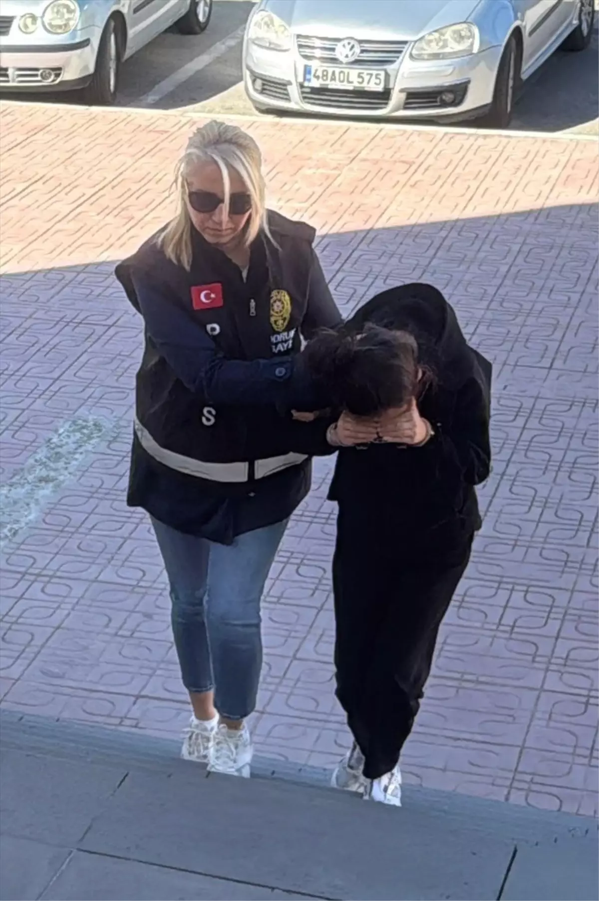 bodrumda bir bebek otel lojmaninda olu bulundu anne tutuklandi Dqvy2Pg3.jpg