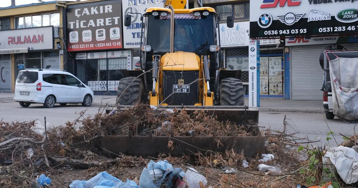 bursa niluferden besevler sanayi sitesine kapsamli temizlik PCzbpWur