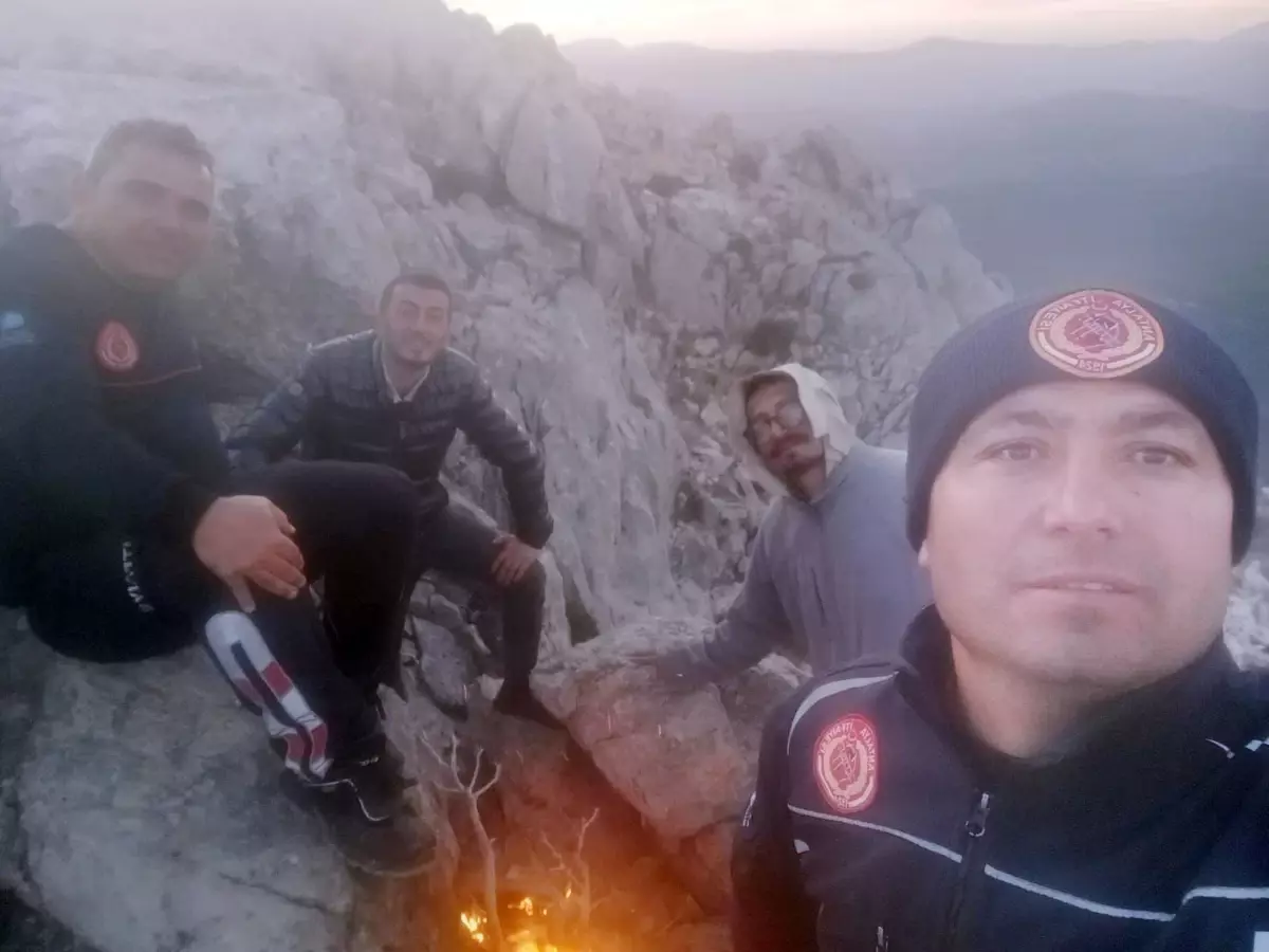 kaybolan muhendisler dagda ates yakti zsCzUIcK.jpg