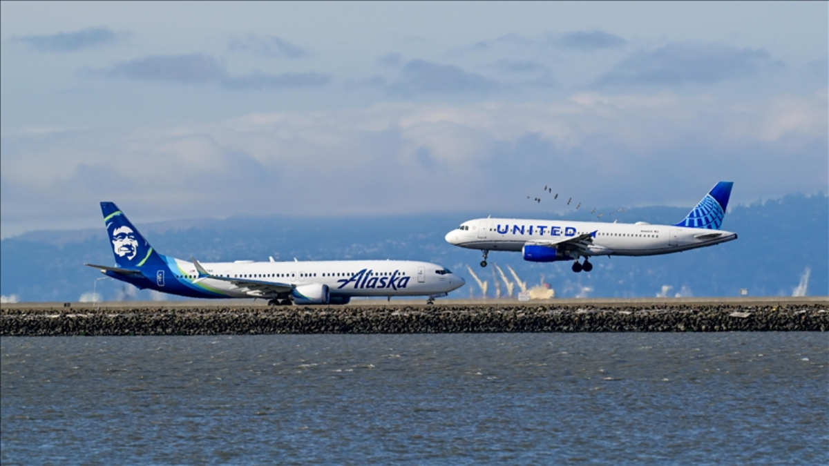 abdde hukumet krizi 40 havalimaninda kapasite yuzde 10 azalacak hCYQsdyu.jpg