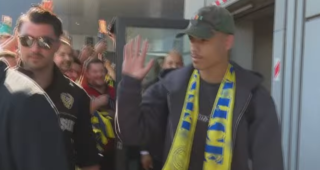 Greenwood fenerbahce icin istanbula geldi 79FwQPkY